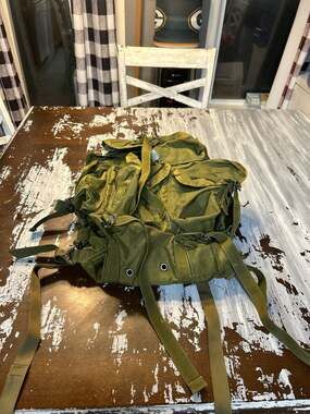 US Military Surplus Medium ALICE Pack Rucksack OD Green with Shoulder Straps